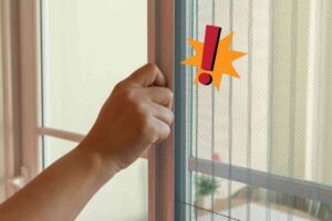 Zanzariera scorrevole comoda per il terrazzo